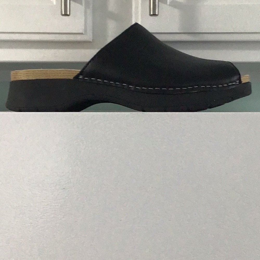 Dansko Ravyn Nappa Black NWOB Leather Slip On Sandals Size 10(40)